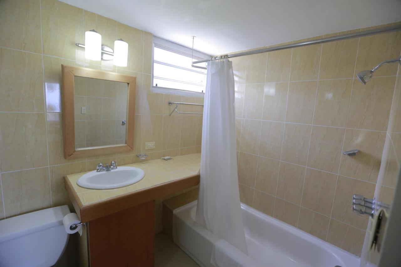 Prince Hotel بورت أو برنس المظهر الخارجي الصورة